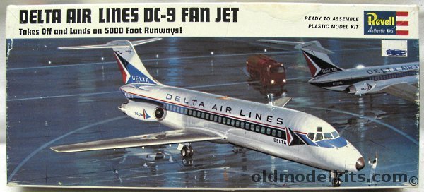 Revell 1/120 Douglas DC-9 Delta Airlines, H247-100 plastic model kit